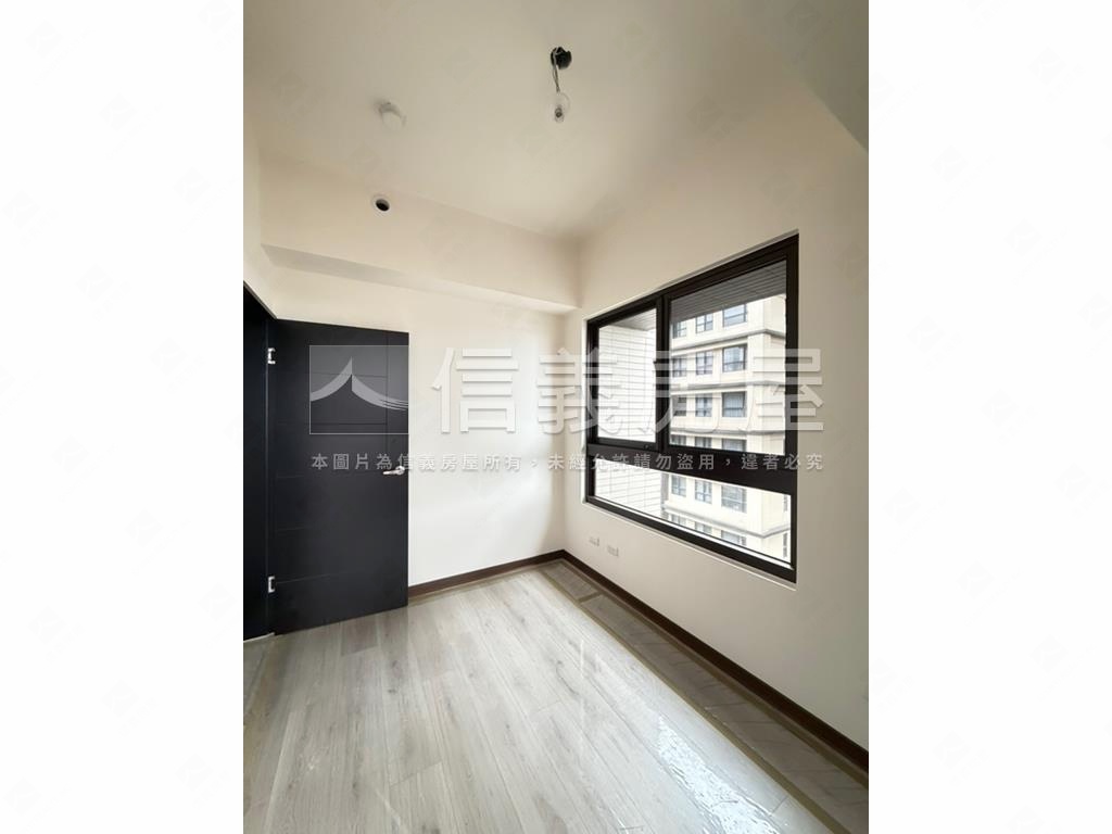 快樂王國夢享三房車位房屋室內格局與周邊環境