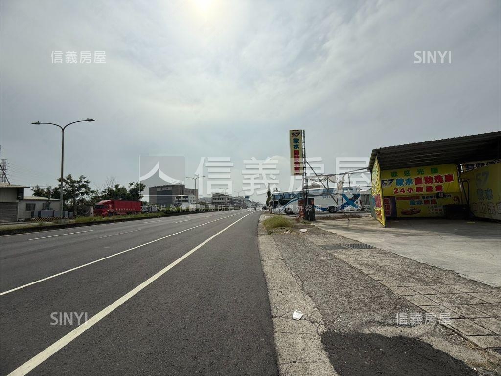 新市土地Ｂ房屋室內格局與周邊環境