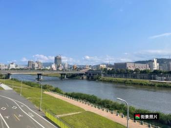 內湖近河濱公園１樓