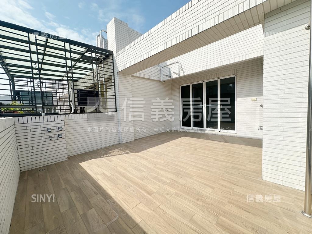 輕屋齡面寬電梯雙車墅房屋室內格局與周邊環境