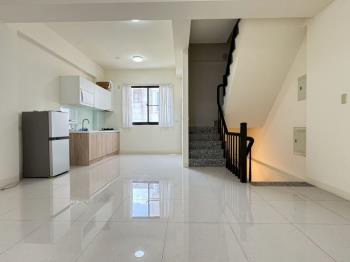 稀有面寬雙車有孝親房透天