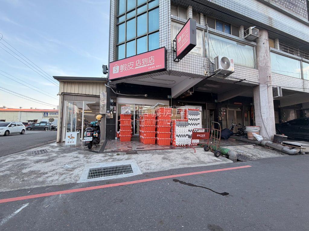新同安夜市旁全家便利商店房屋室內格局與周邊環境