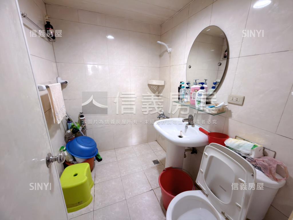 近府中捷運電梯三房房屋室內格局與周邊環境