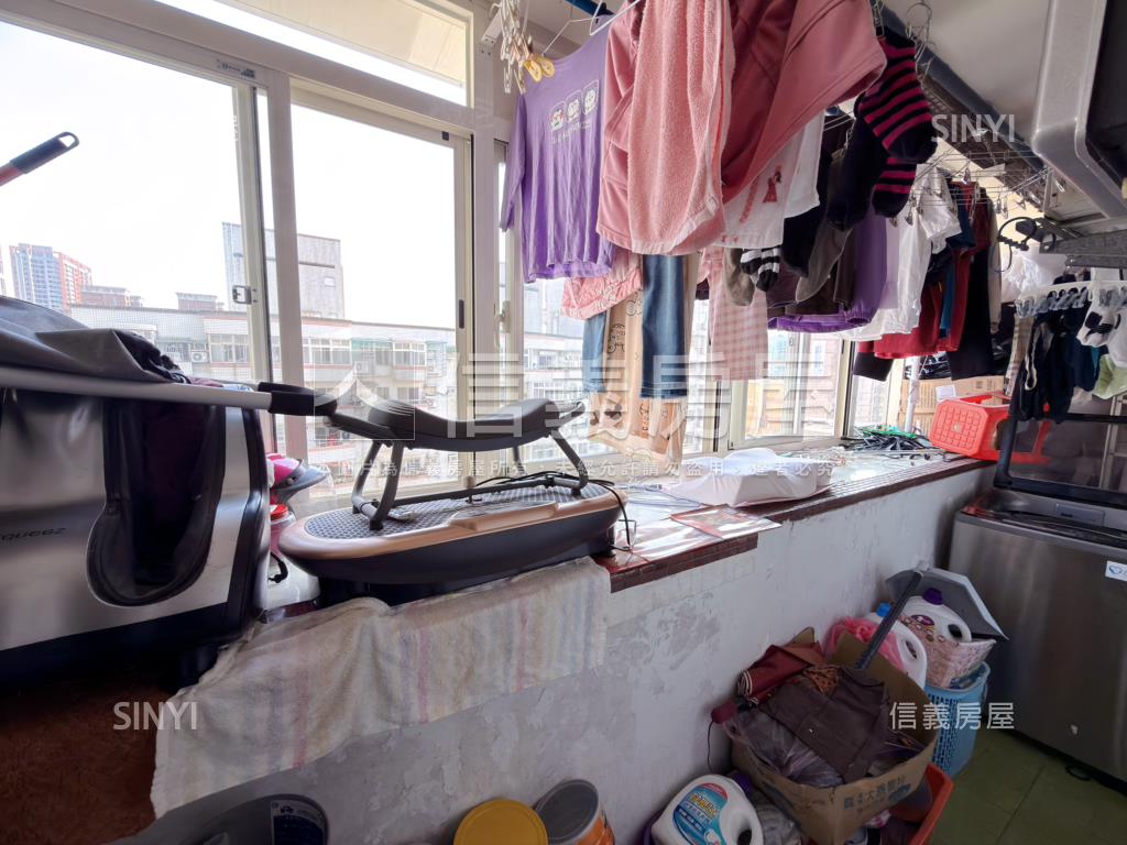 近府中捷運電梯三房房屋室內格局與周邊環境