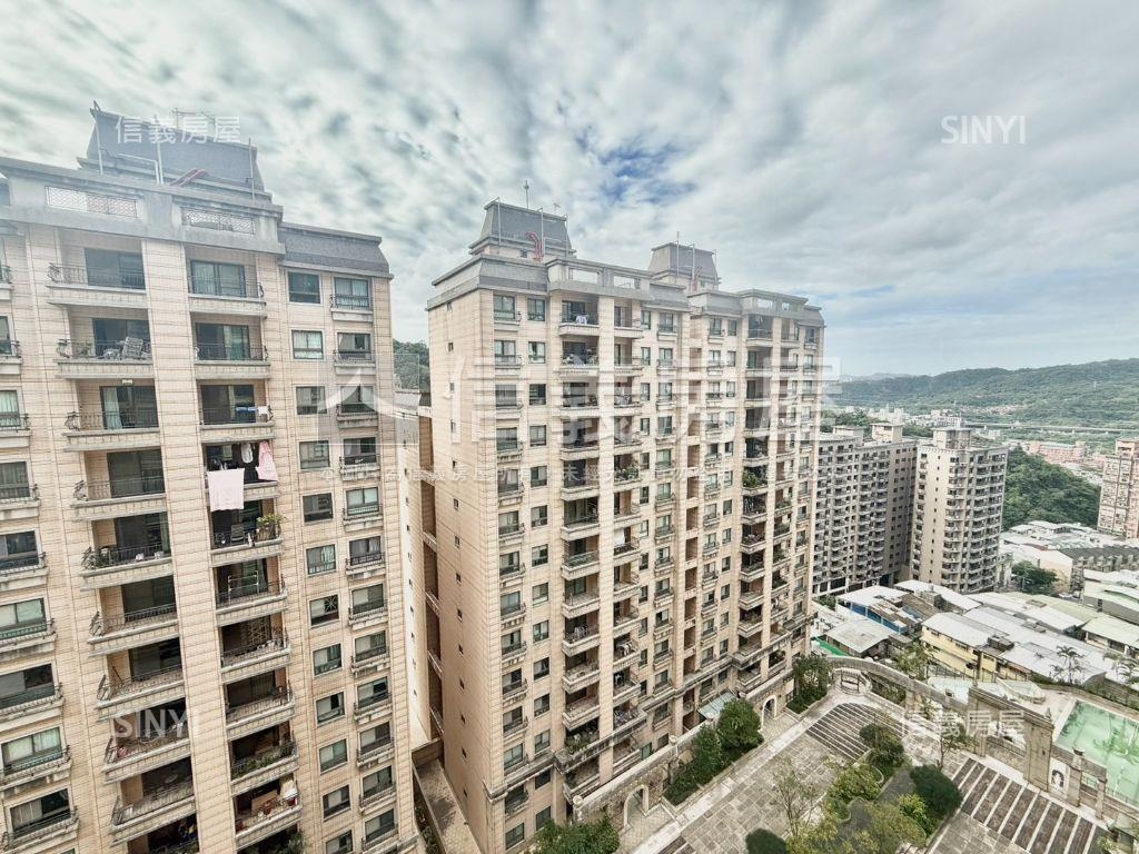 台北大鎮◆三房車位房屋室內格局與周邊環境