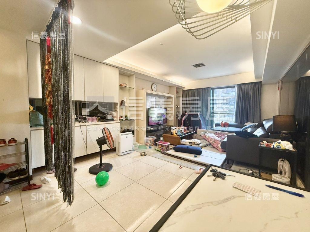 台北大鎮◆三房車位房屋室內格局與周邊環境