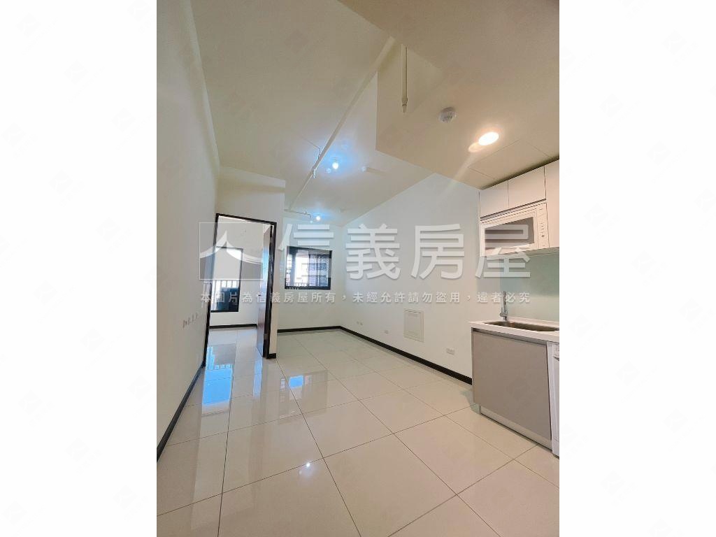 長耀初高樓美景車位房屋室內格局與周邊環境