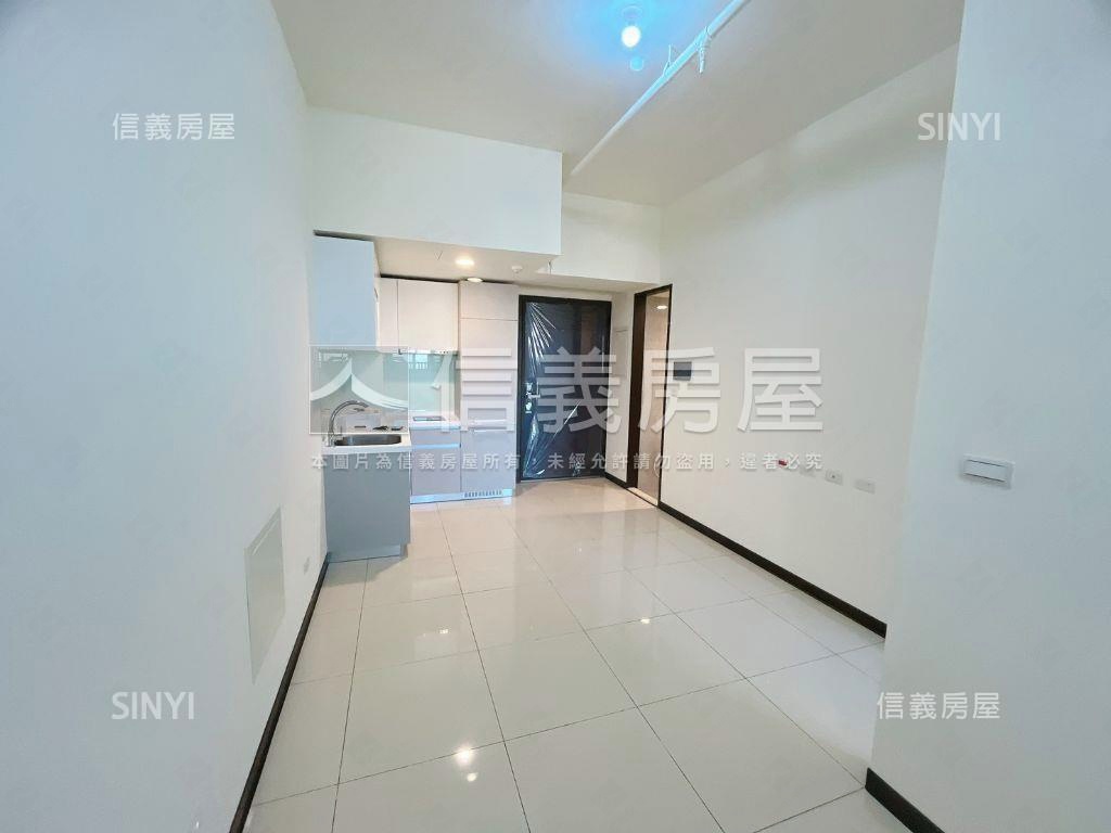 長耀初高樓美景車位房屋室內格局與周邊環境