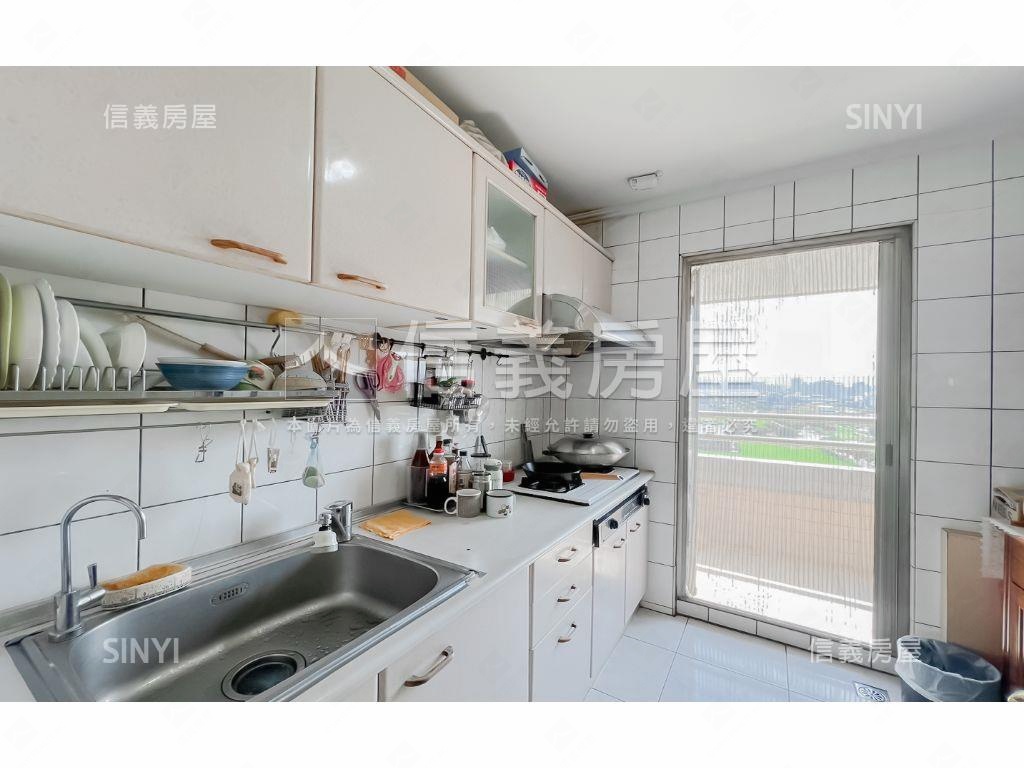 近中央公園高樓視野大四房房屋室內格局與周邊環境