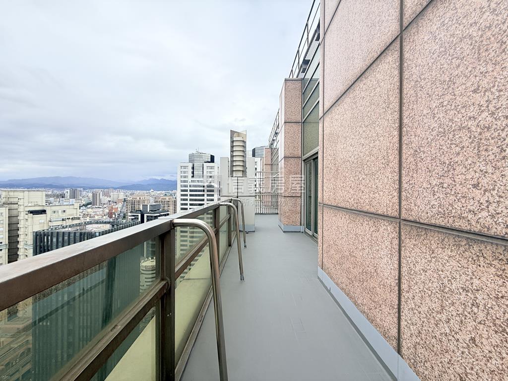 【龍邦國寶】帝王視野戶房屋室內格局與周邊環境