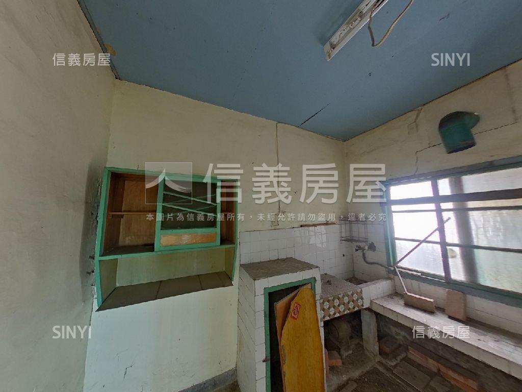 永康｜中華路懷舊平房Ａ房屋室內格局與周邊環境