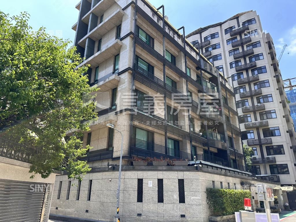 仁愛御璽。豪邸房屋室內格局與周邊環境