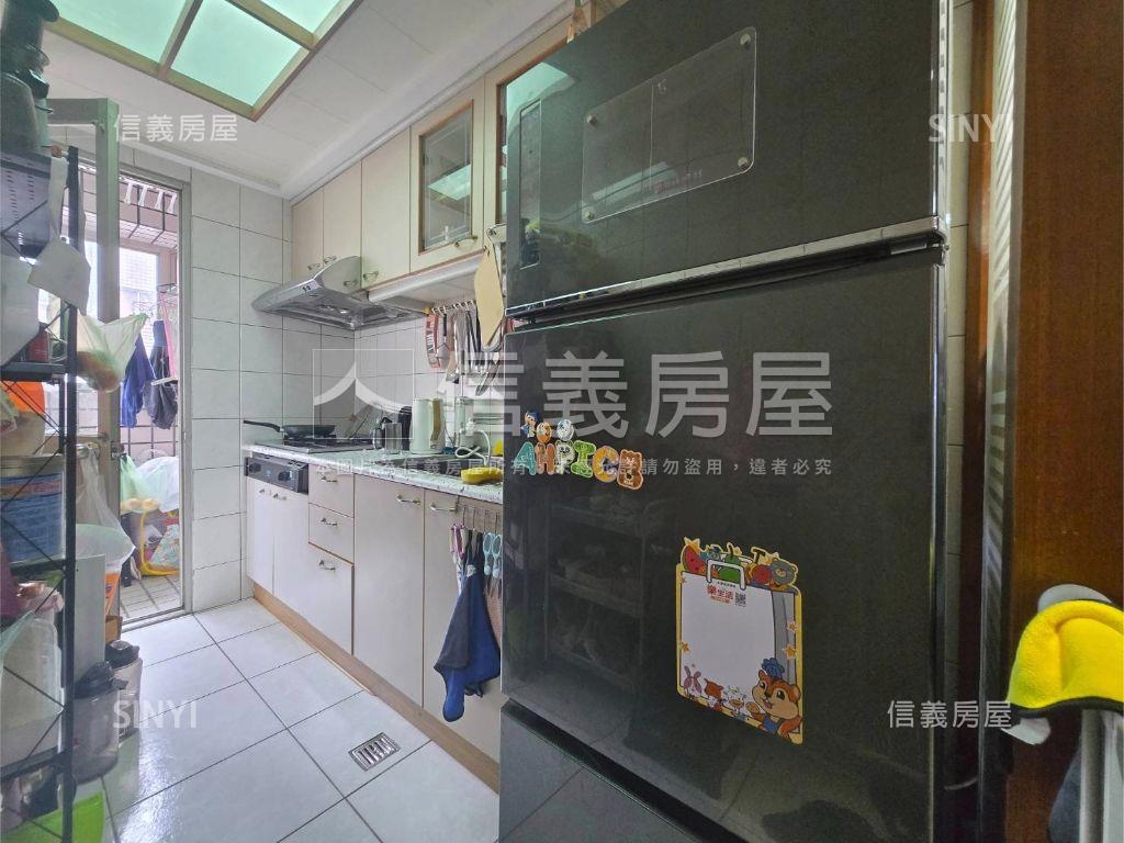 觀星成家標準三房房屋室內格局與周邊環境