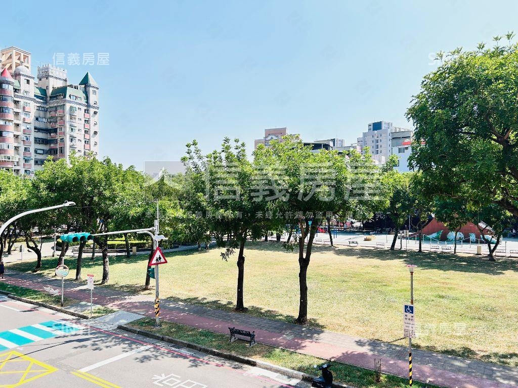 米蘭小鎮面公園舒適美屋房屋室內格局與周邊環境