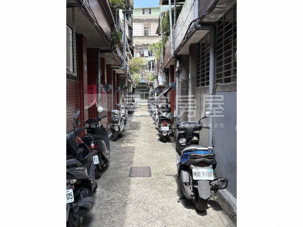 低總價機能透天房屋室內格局與周邊環境