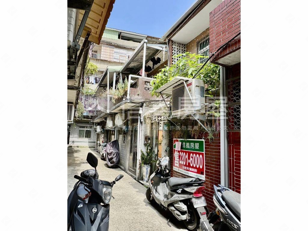 低總價機能透天房屋室內格局與周邊環境