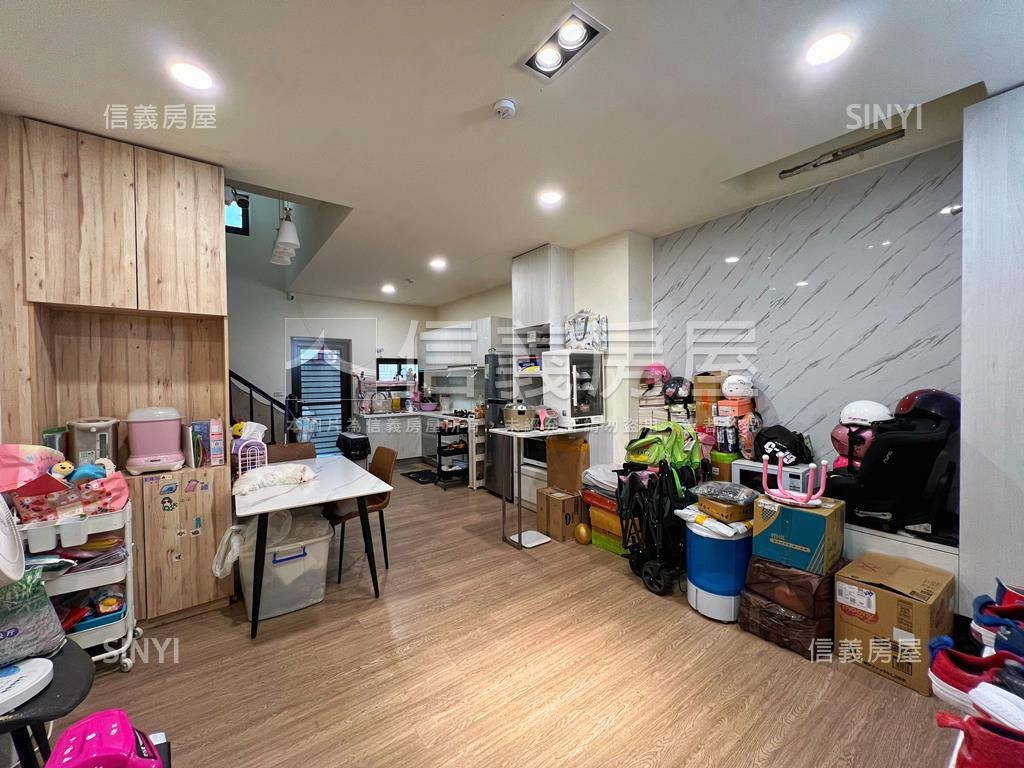 新屋。永安屋況美別墅房屋室內格局與周邊環境