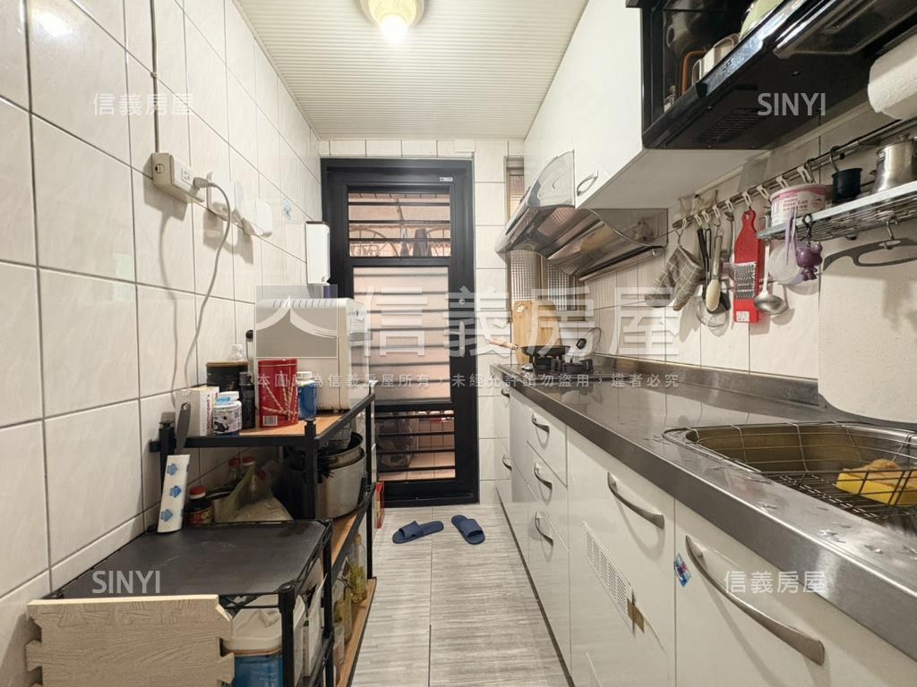 【推薦】童話故事兩房車位房屋室內格局與周邊環境