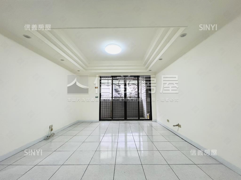 輔大生活家三房平面車位房屋室內格局與周邊環境