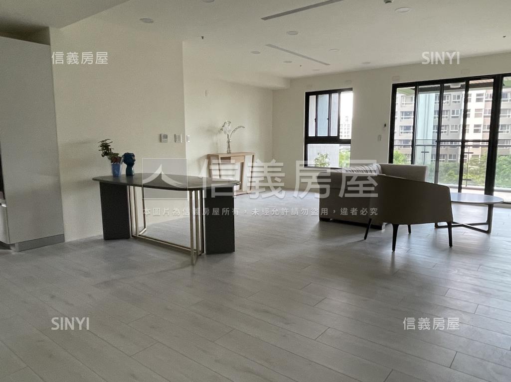 美麗華大方面公園露台戶房屋室內格局與周邊環境
