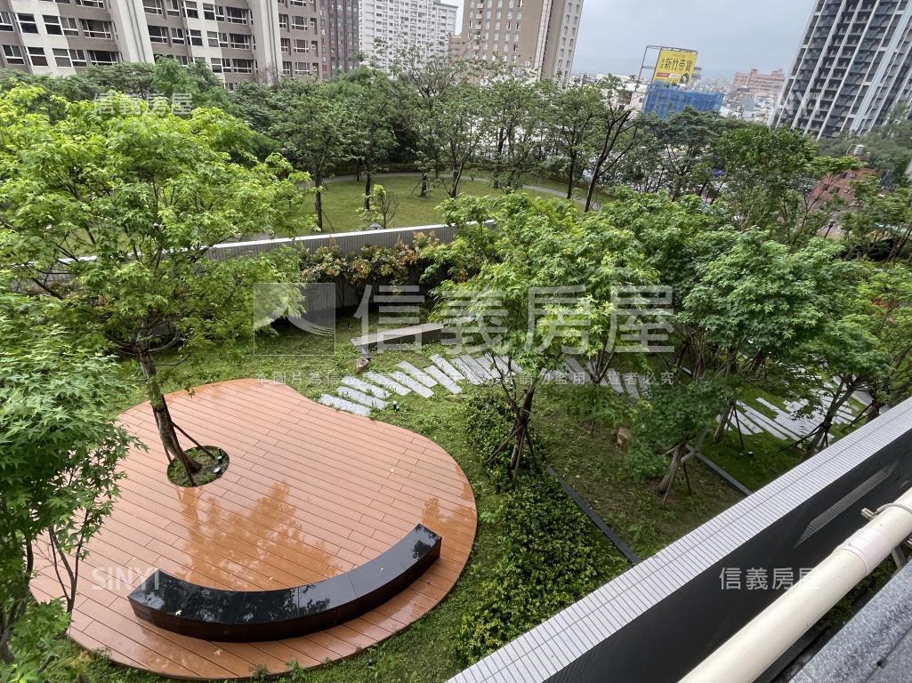 美麗華大方面公園露台戶房屋室內格局與周邊環境