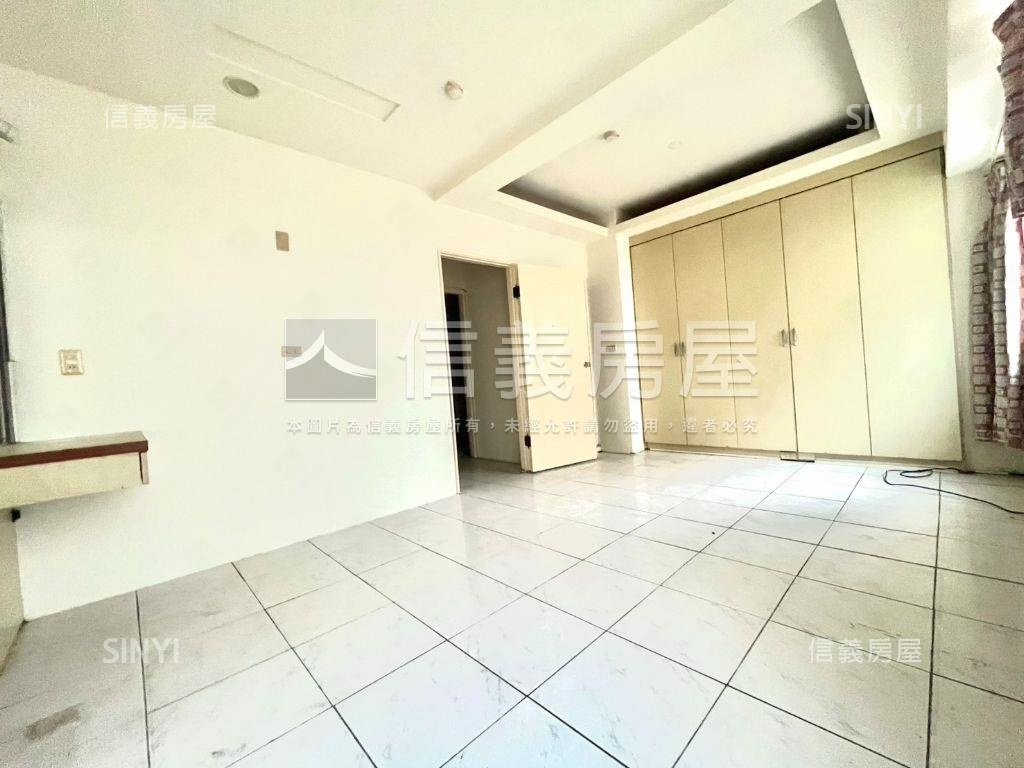 水湳。敦化公園前三房美屋房屋室內格局與周邊環境