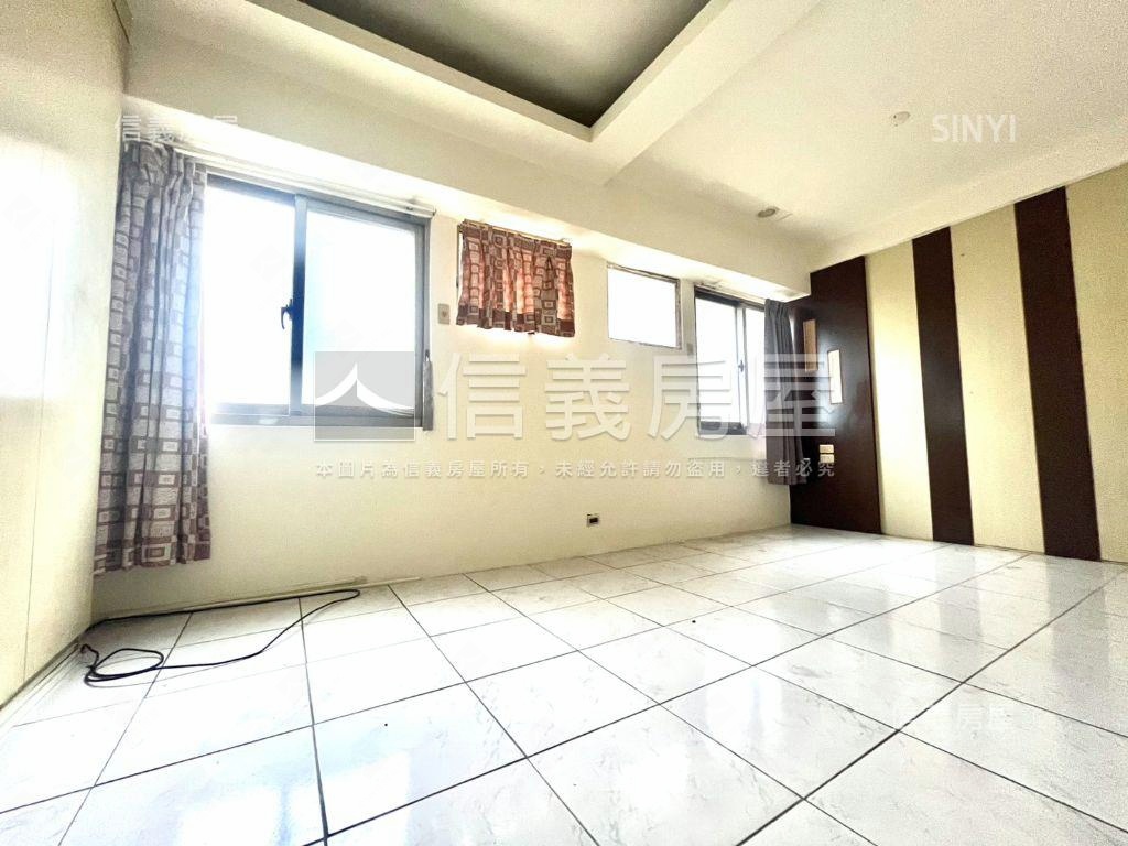 水湳。敦化公園前三房美屋房屋室內格局與周邊環境