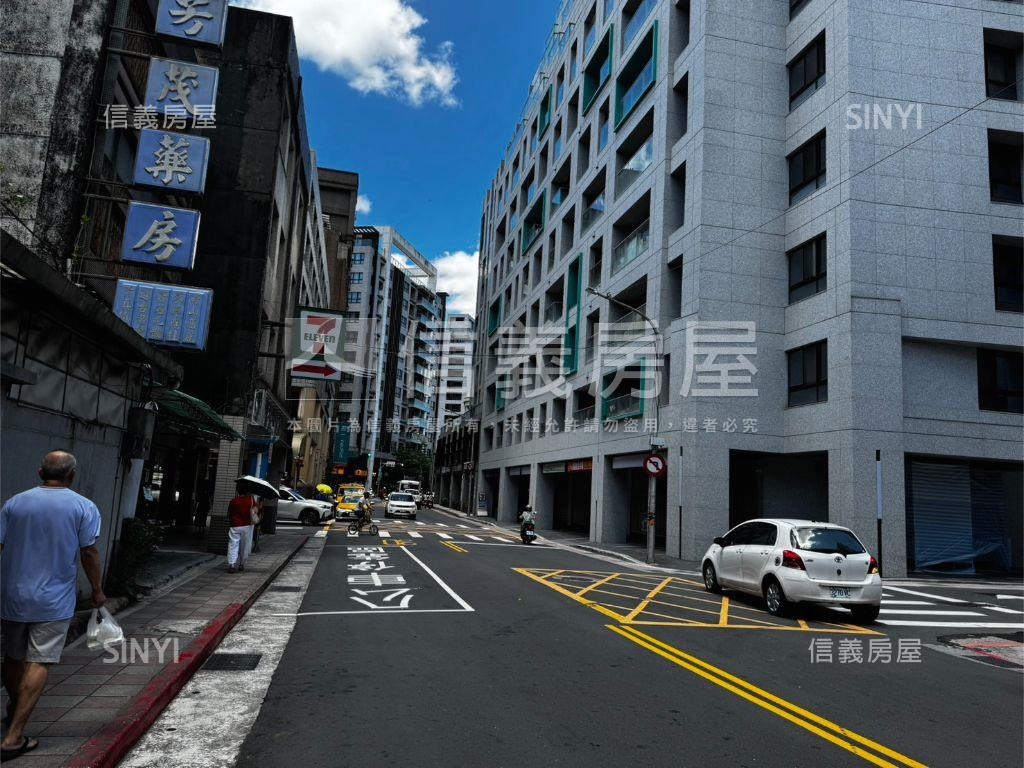 內湖捷運絕美２房精緻琚房屋室內格局與周邊環境