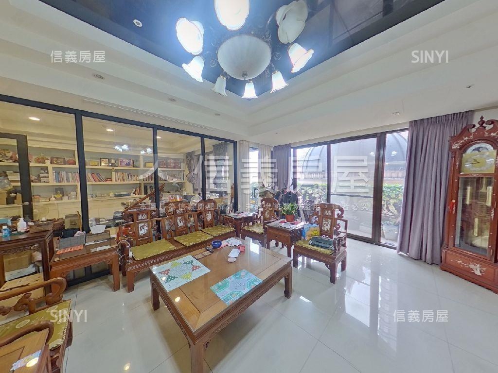 君臨大坪數美妝屋房屋室內格局與周邊環境