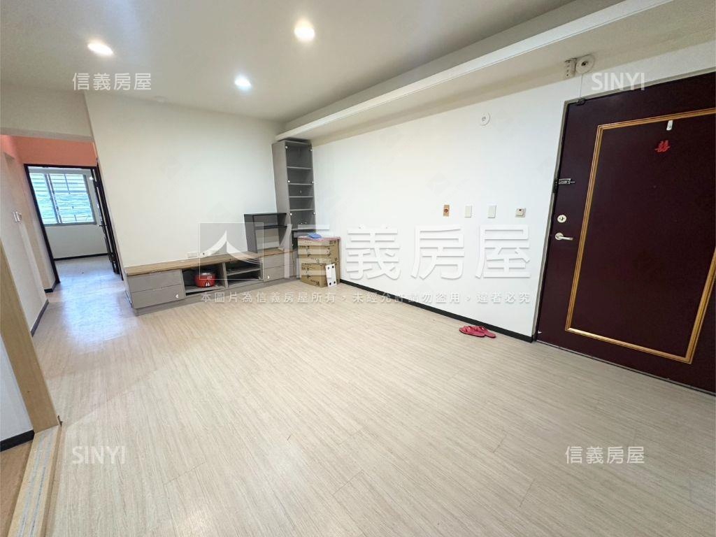 三圓羅馬溫馨三房房屋室內格局與周邊環境
