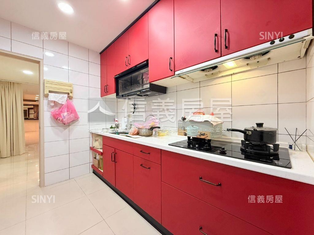 竹圍站前尊龍河景四房房屋室內格局與周邊環境