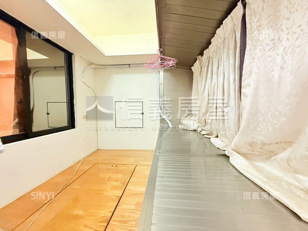 竹圍站前尊龍河景四房房屋室內格局與周邊環境