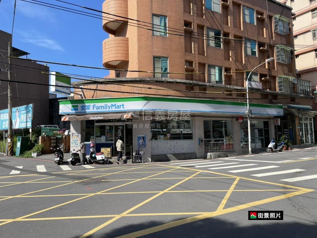 ★三鶯線捷運店面★房屋室內格局與周邊環境