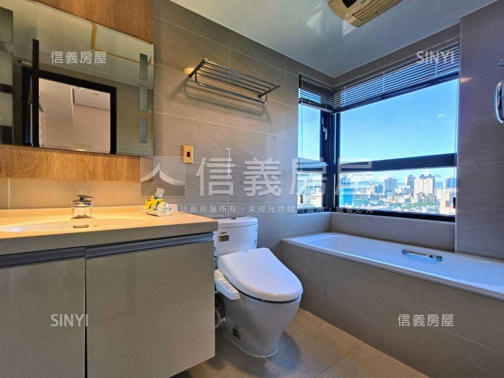 美河市景觀優質４房車位房屋室內格局與周邊環境