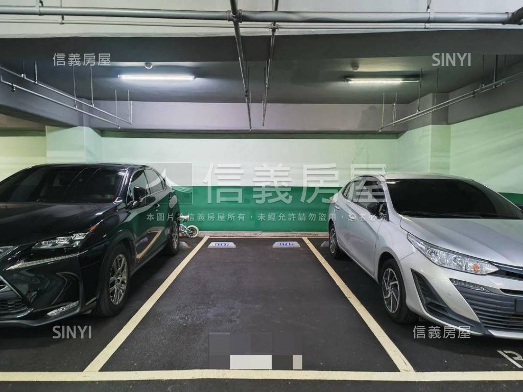 美河市景觀優質４房車位房屋室內格局與周邊環境