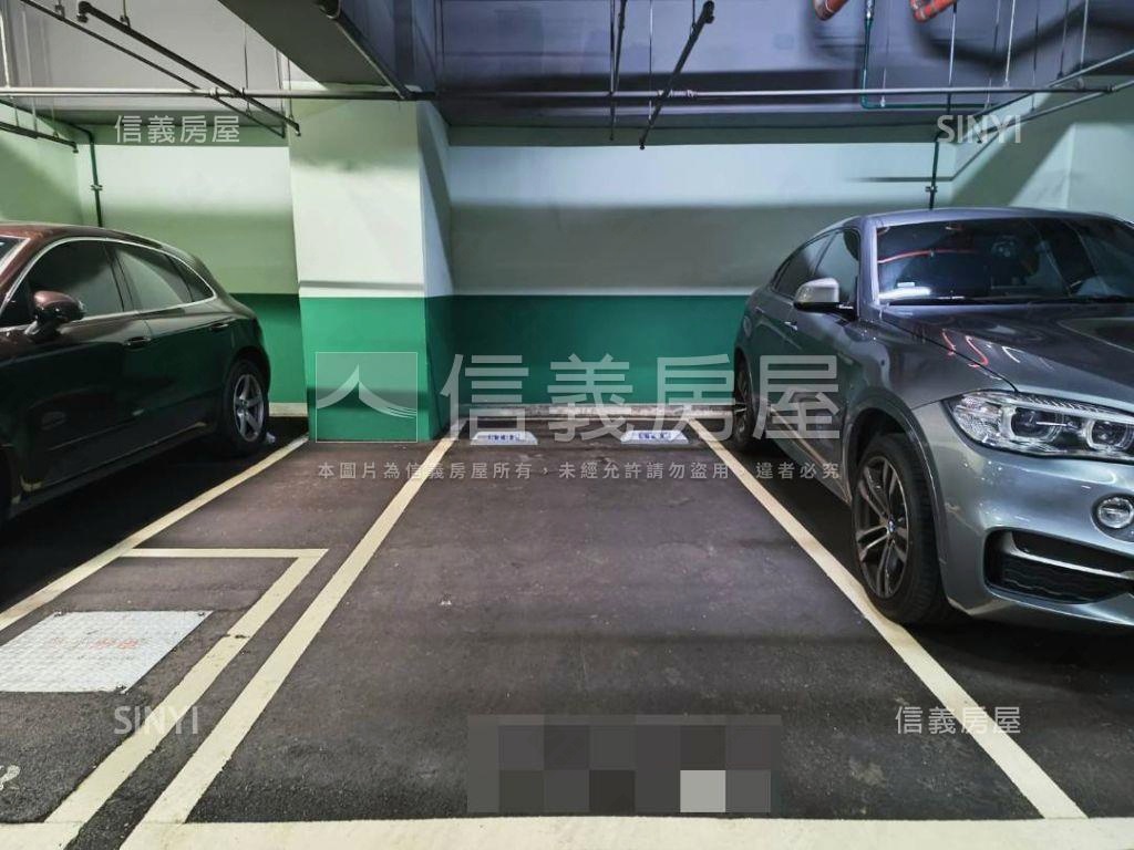美河市景觀優質４房車位房屋室內格局與周邊環境