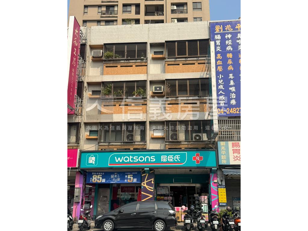 中興東榮路交叉口旁金店面房屋室內格局與周邊環境