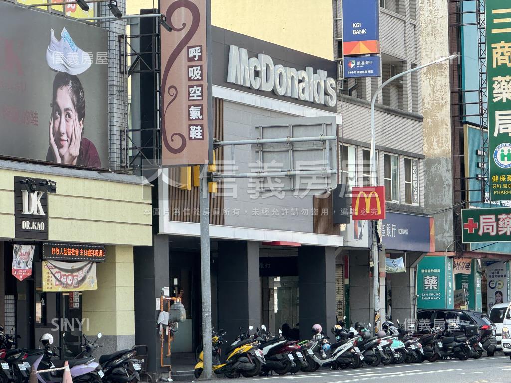 中興東榮路交叉口旁金店面房屋室內格局與周邊環境
