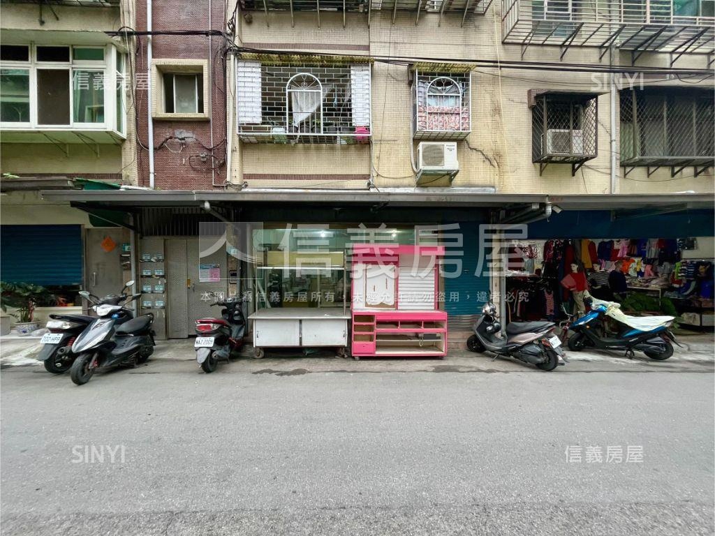 錦秀大面寬店面房屋室內格局與周邊環境