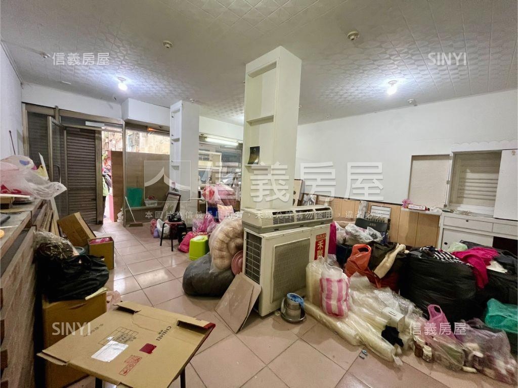 錦秀大面寬店面房屋室內格局與周邊環境