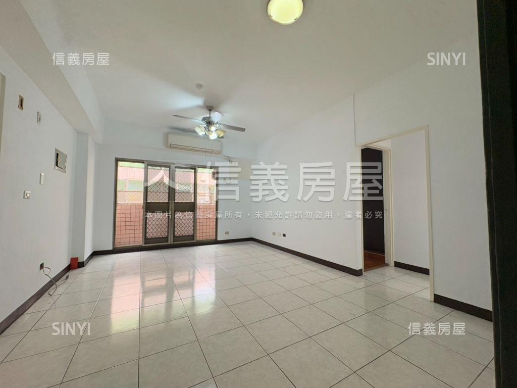 近市醫三房平車房屋室內格局與周邊環境