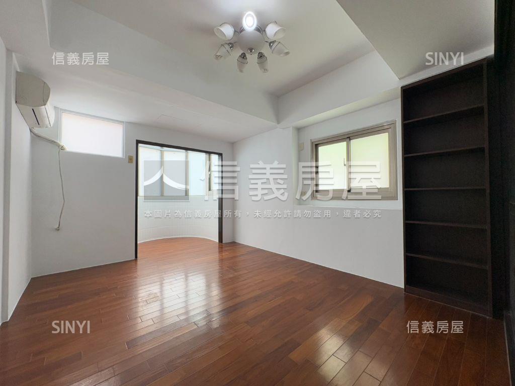 近市醫三房平車房屋室內格局與周邊環境