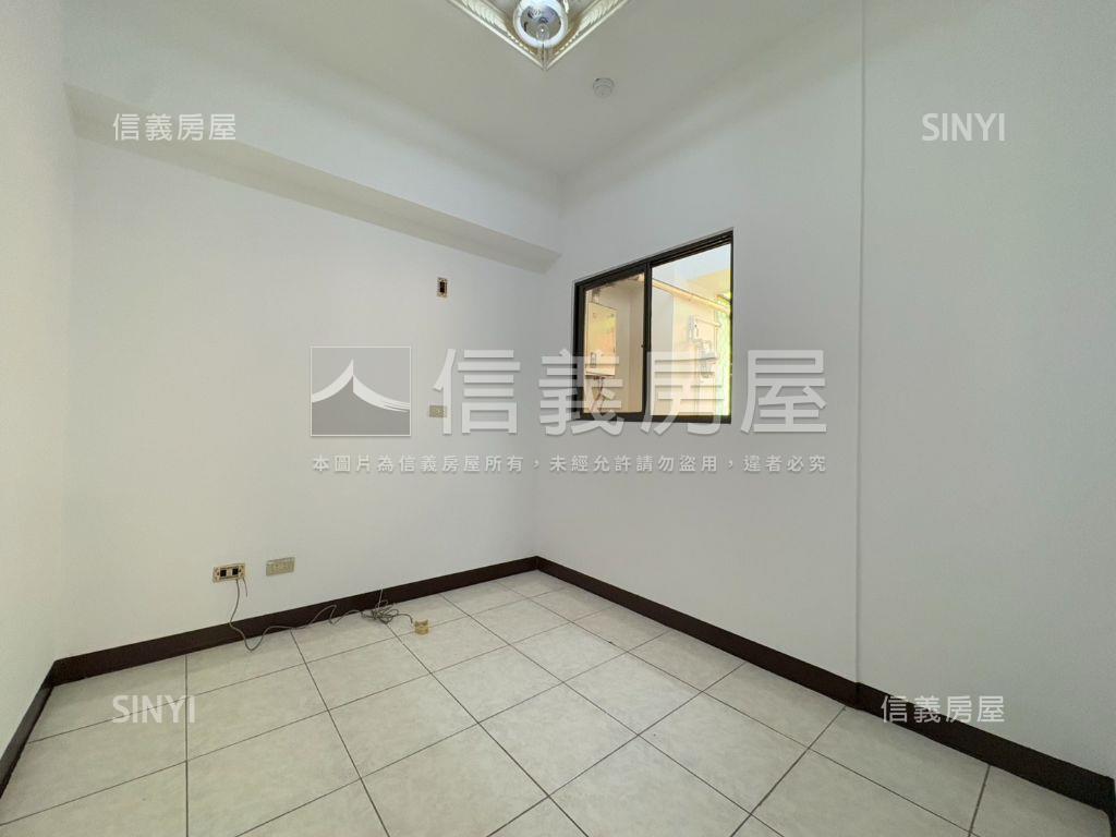 近市醫三房平車房屋室內格局與周邊環境