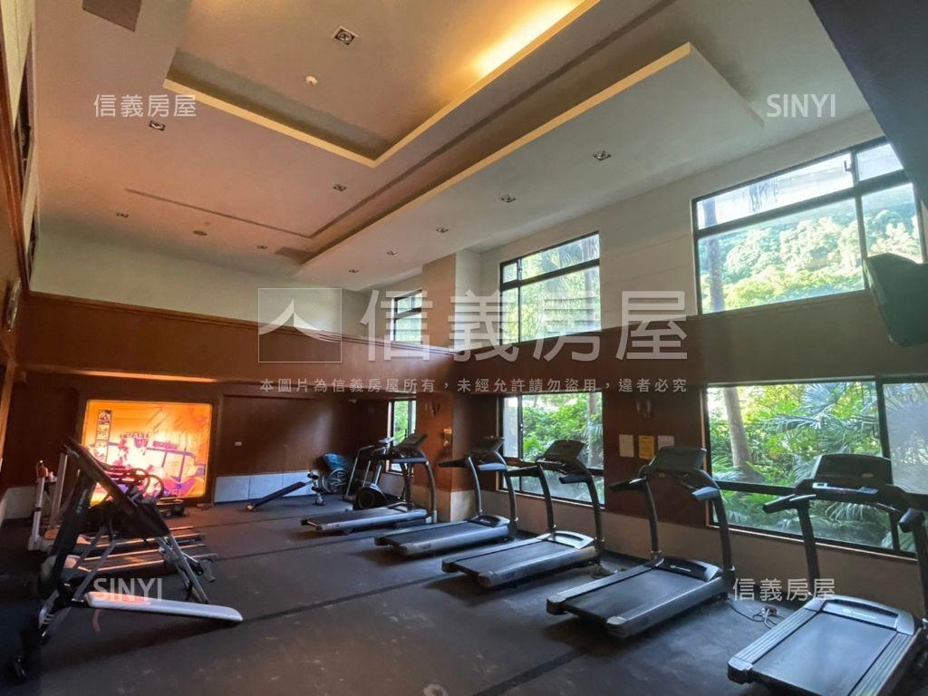 專任委託仙境兩房車位房屋室內格局與周邊環境