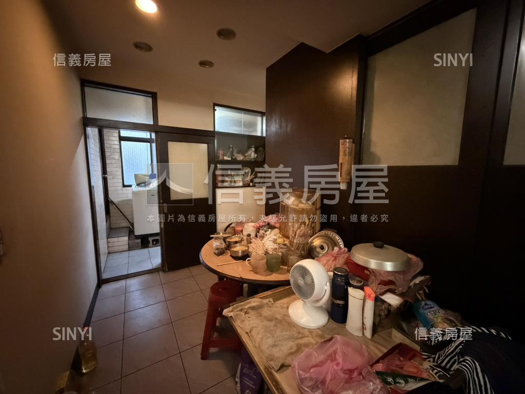 板橋文藝廊道三樓房屋室內格局與周邊環境