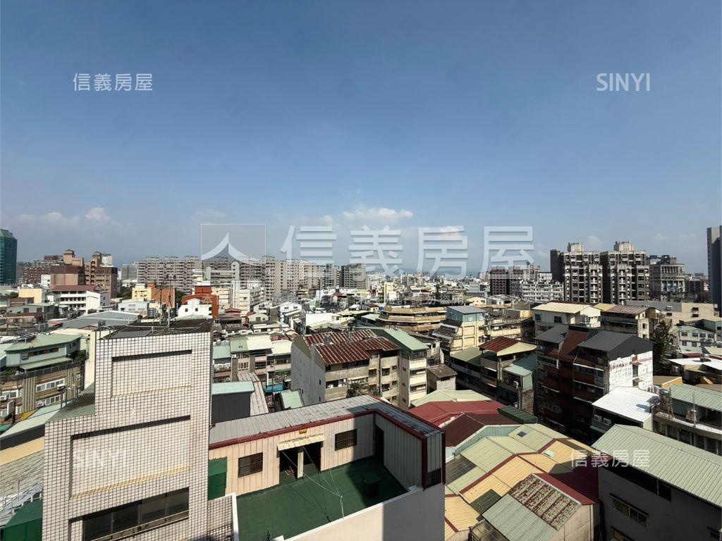 梅川東路中港新歡次頂樓房屋室內格局與周邊環境
