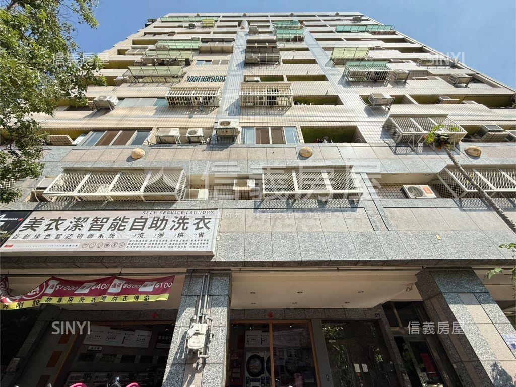 梅川東路中港新歡次頂樓房屋室內格局與周邊環境