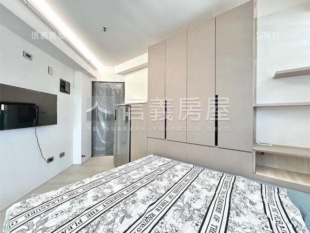 梅川東路中港新歡次頂樓房屋室內格局與周邊環境