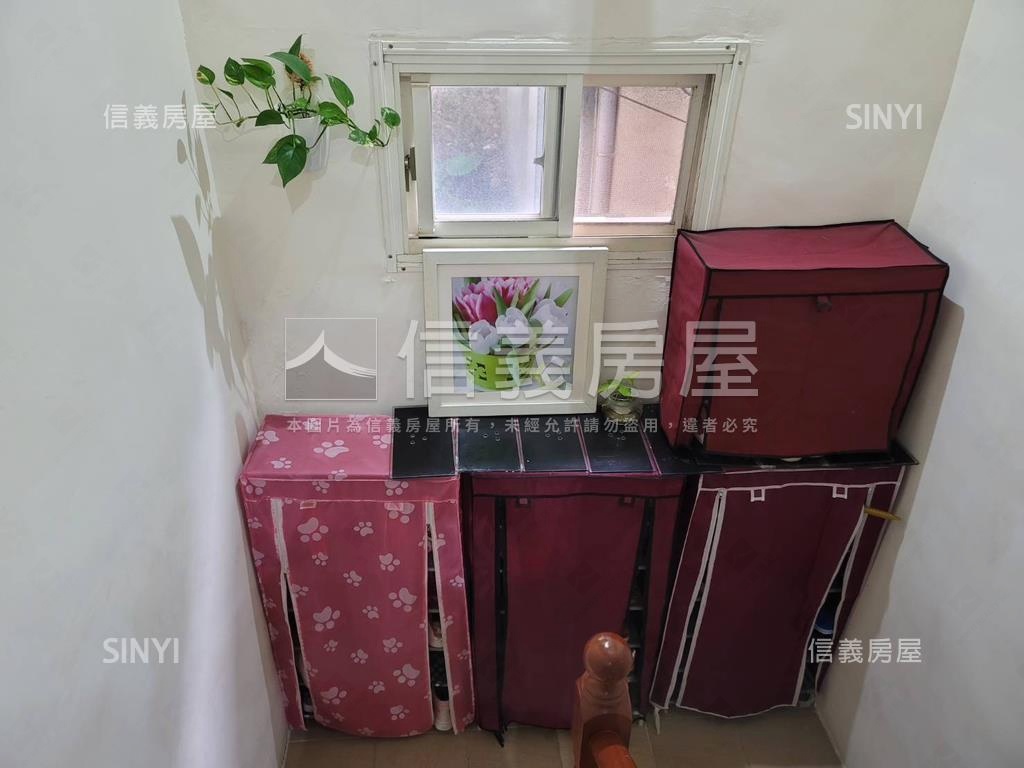 近牛頓高投報率多套房透天房屋室內格局與周邊環境