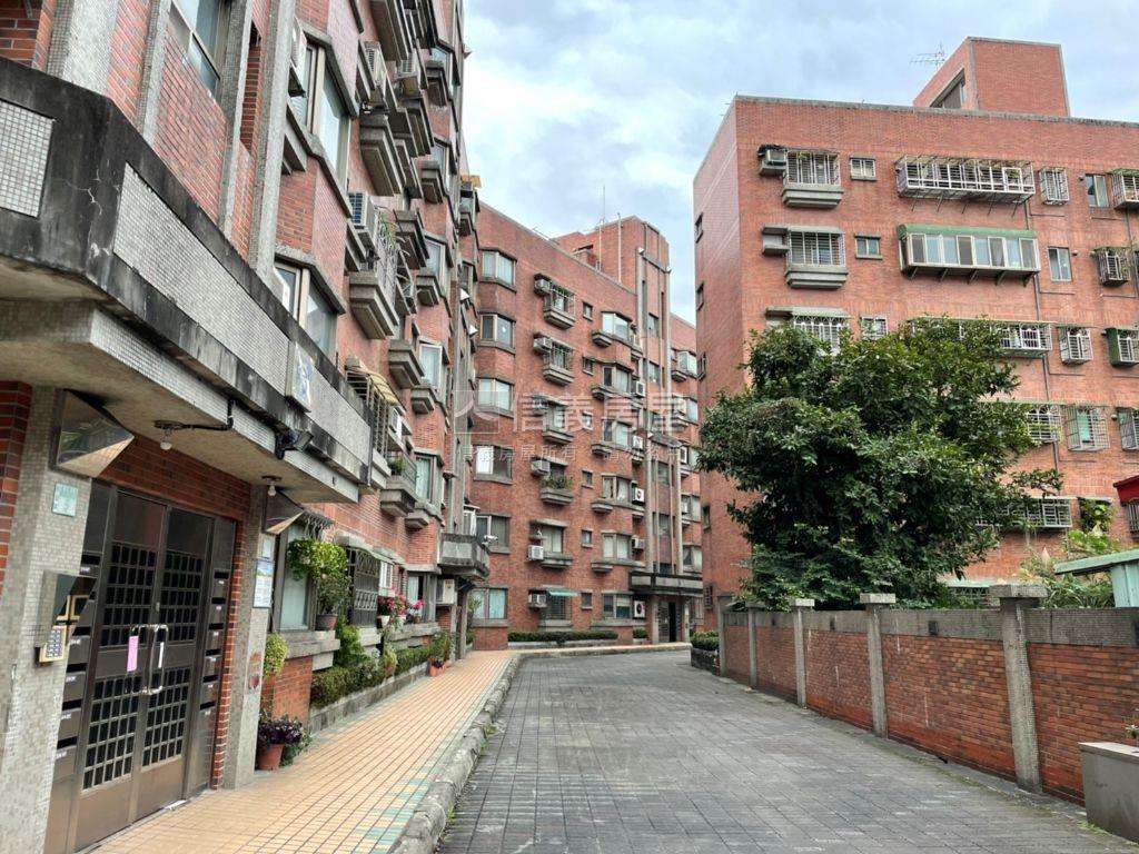 ⭐大坪林【康寧】三房車位房屋室內格局與周邊環境